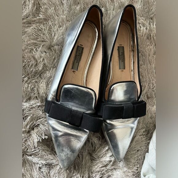 Prada metallic flats silver leather shoes bow pointy toe mary Jane loafers